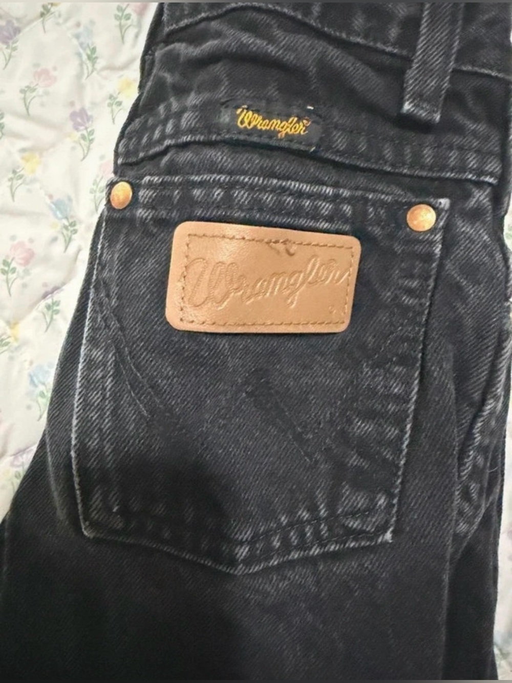 Wrangler Men's Black Relaxed Jeans with Leather Patch